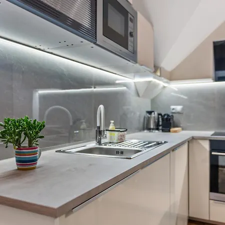 Apartman The Dante House Seberov