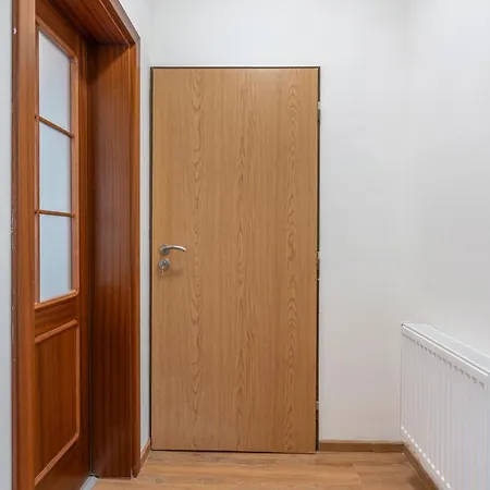 The Dante House Seberov شقة