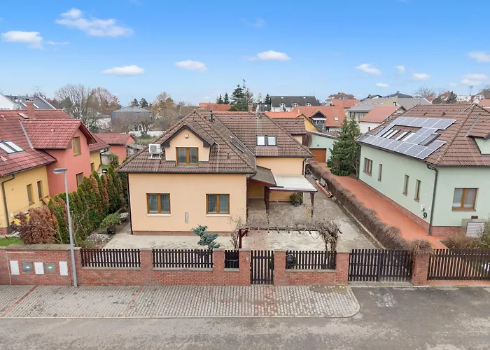 The Dante House Seberov Apartment Prag